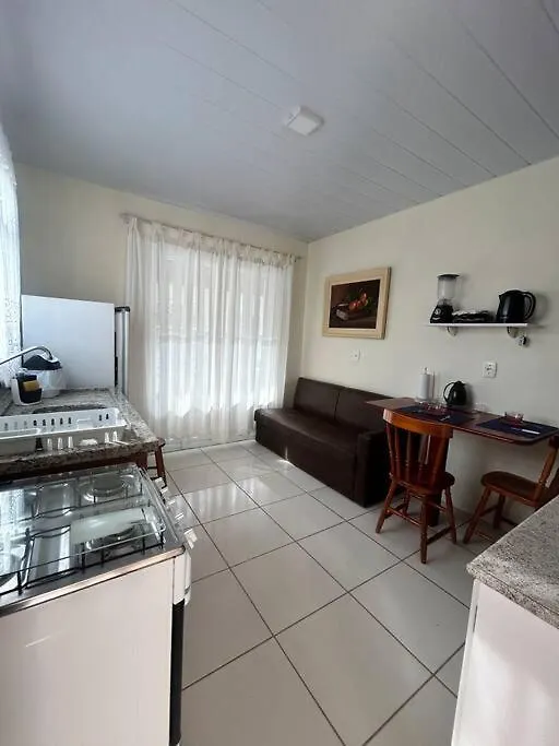 Ap Para Casal Linguado Guarda Do Embau Palhoça